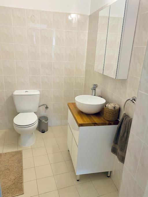 Sunset Kings Palace - Venus Beach Apartment